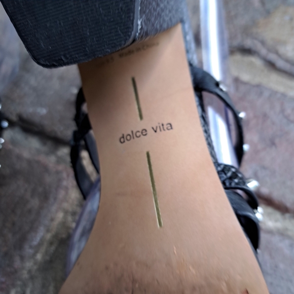 Dolce Vita Black Strappy Heels with Silver Accents B1 - Picture 6 of 10